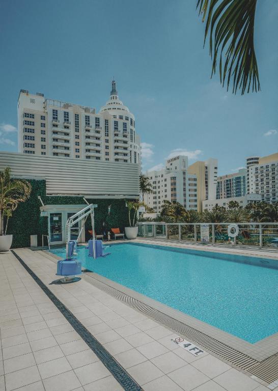 Iberostar Waves Berkeley Shore, Miami Beach