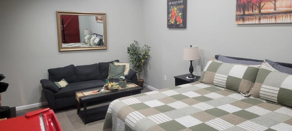 Tin Brook Bed & Breakfast