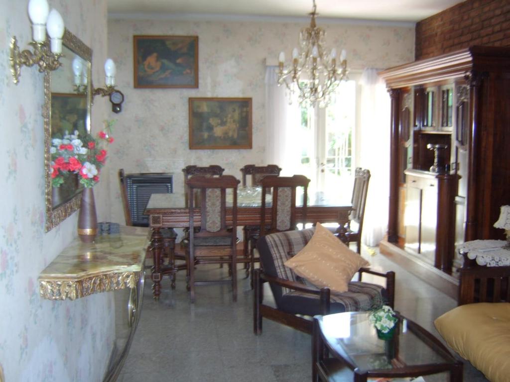 Olegario Apart - 1