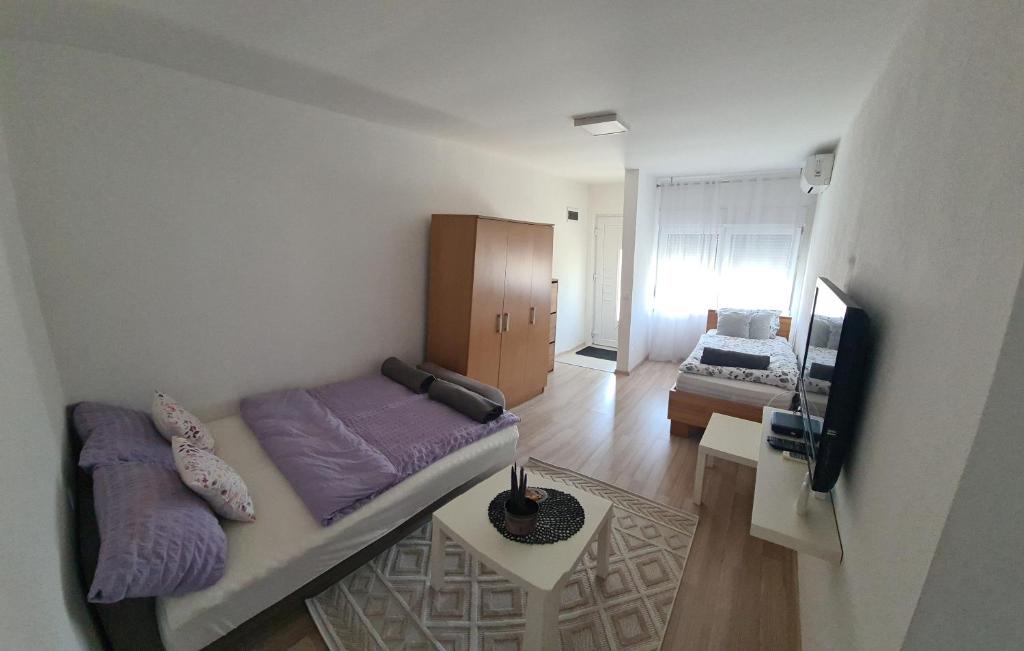 Studio apartment Sara - 1
