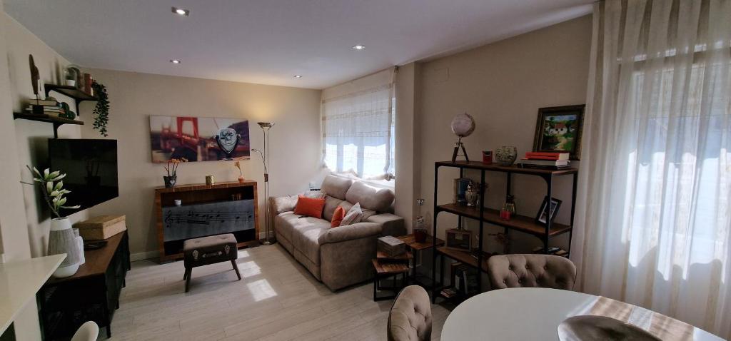 Tu Refugio Calmar - Pisazo de 2 hab y 2 baños, Gijón