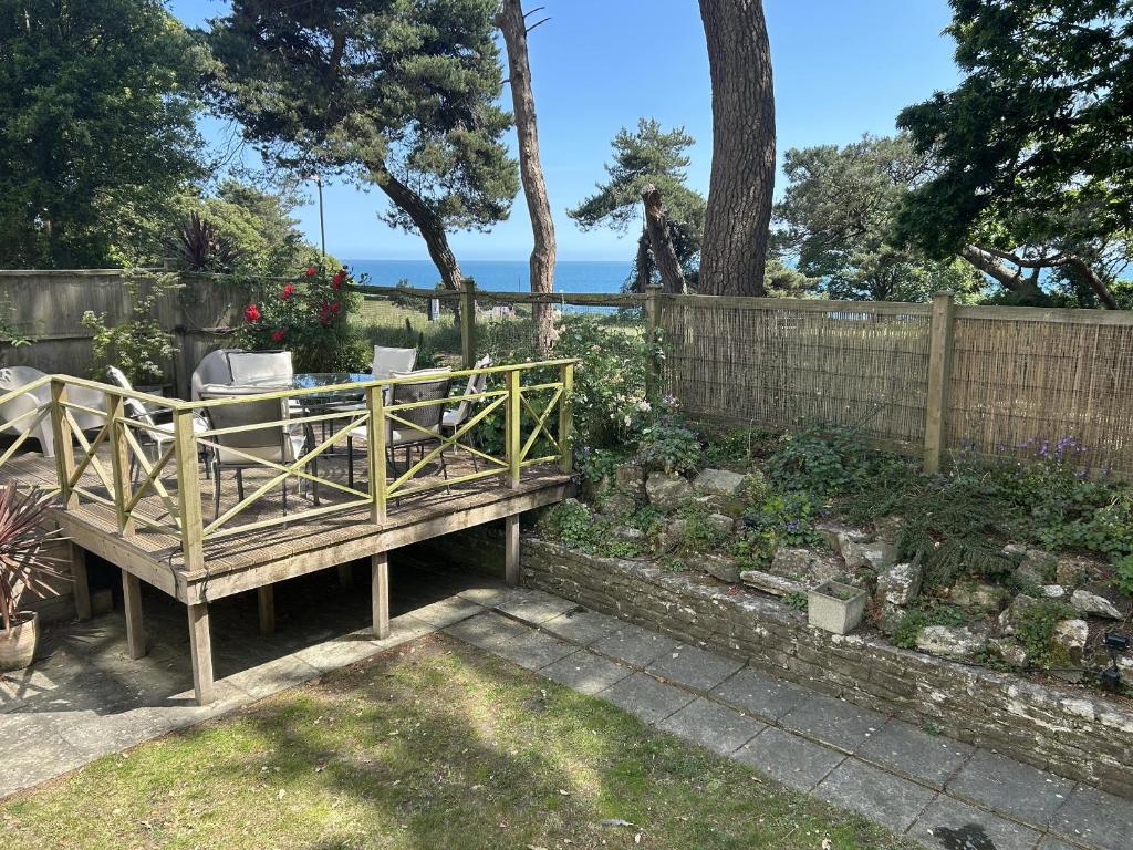 Hoppapill House, Bournemouth