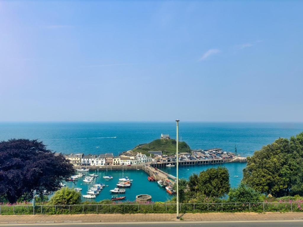 Harbour View, Ilfracombe
