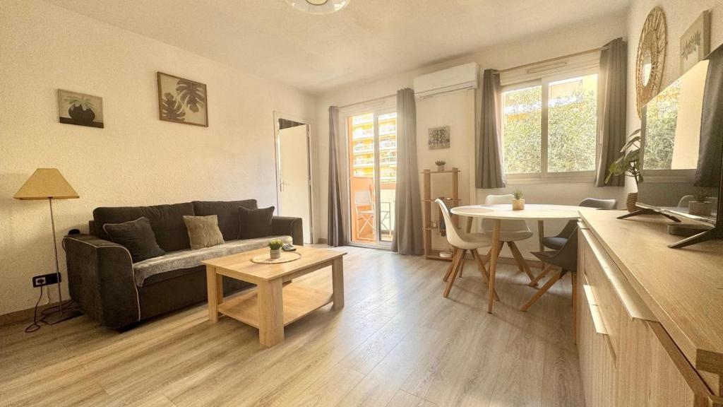 Méditerranée, 2 pièces très calme, clime, centre ville, Menton