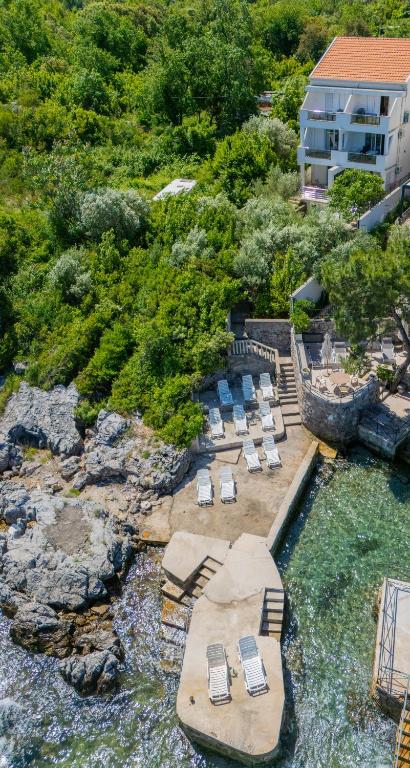 Apartmani M&E, Tivat