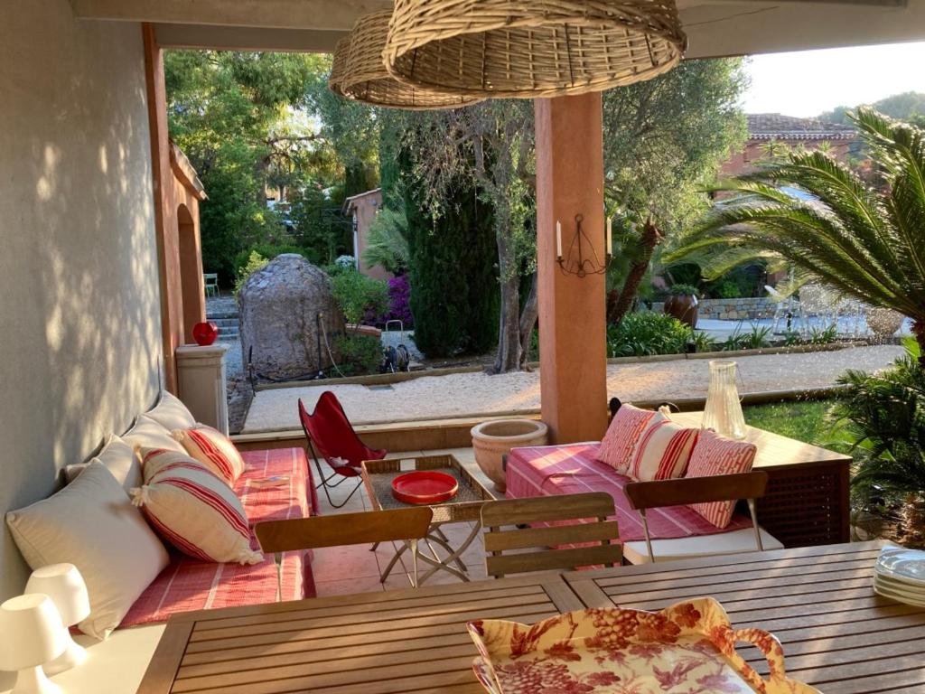 Villa spacieuse à Carqueiranne pour 10 pers, proche mer - FR-1-599-120 - 3