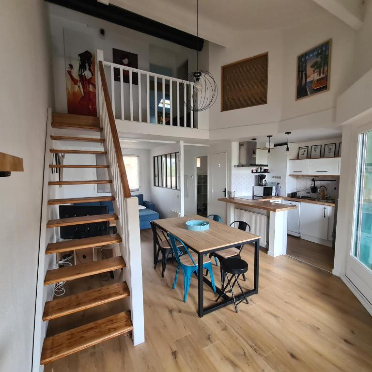 Duplex au cœur du bourg à 10 minutes de la plage - 1