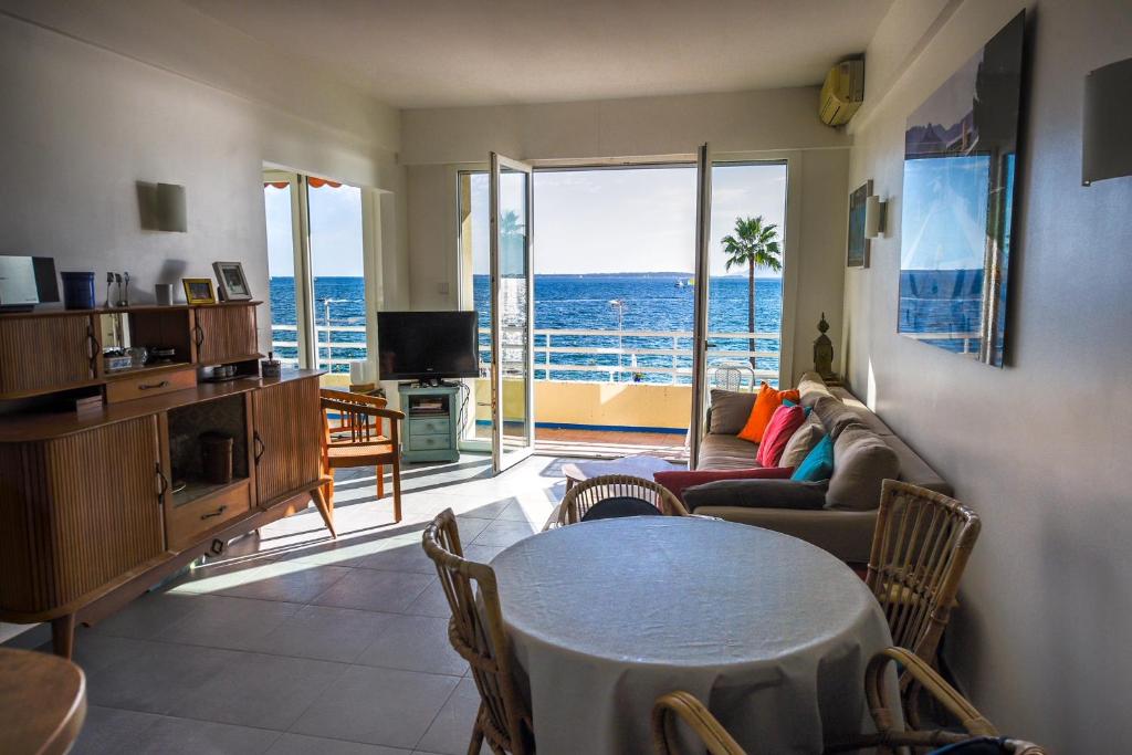 2P Front de mer Juan Les Pins Palais Juan - 2