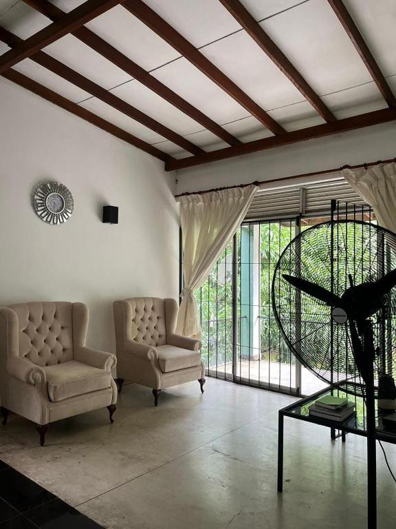 Spacious rooms, Serene location with easy access to Kandy city, Kiribatkumbura