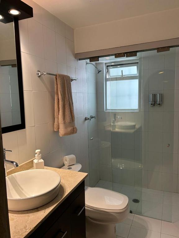 Spacious Apartment in Prime Location - 4