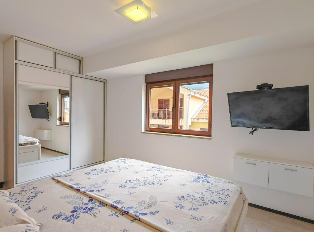 Seaside Nest Budva -Cozy Retreat 3 min from Beach - 3