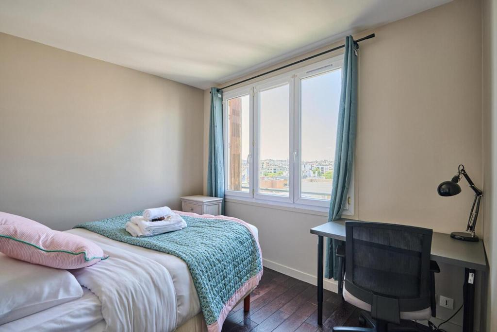 Sublime 2 bedroom flat Quai de Seine Eiffel Tower - 2