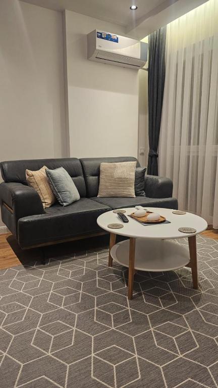 Aparte - VG 2, Priština