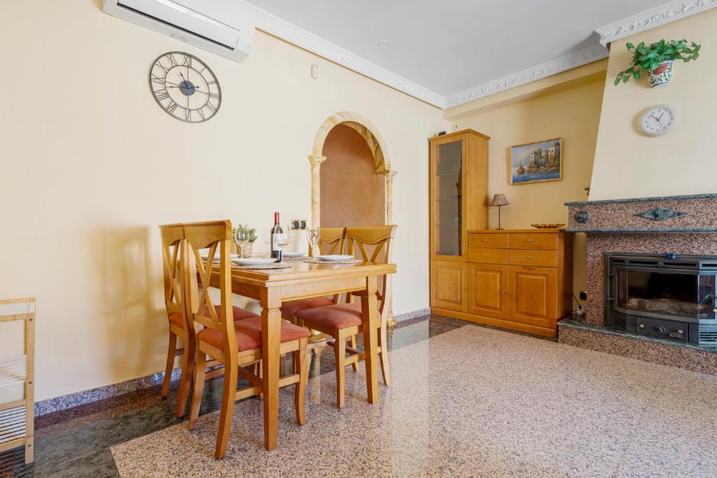 Los Boliches apartment by Costarentals - Ref 122 - 5