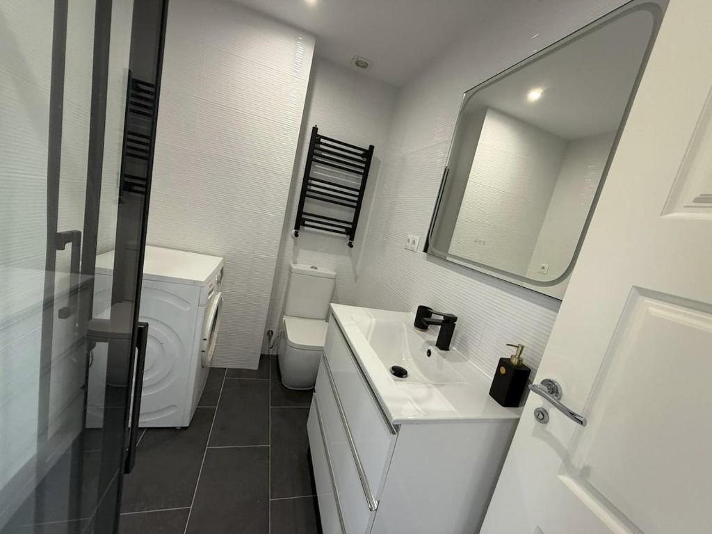 Monthly Rental 1 Bedroom Apartment and Temporary LHO123HAP - 4