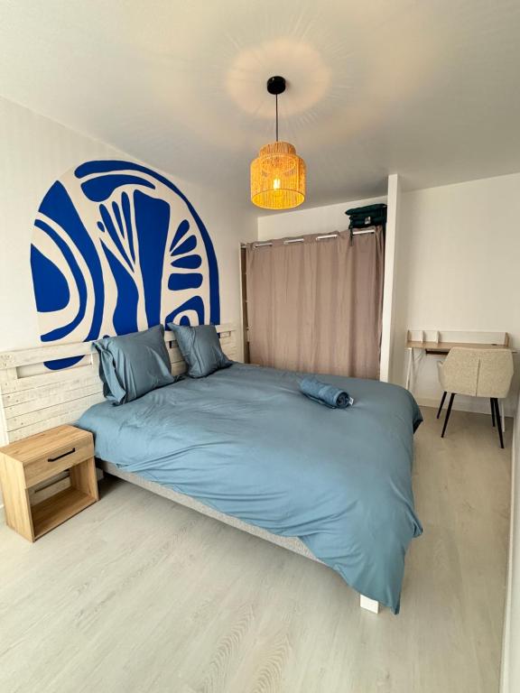 Escapade Santorini Epinal, Épinal