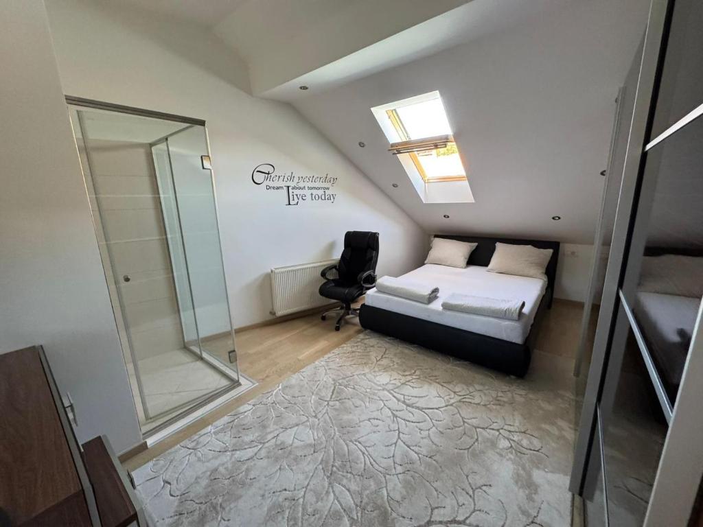 Apartman Dvor 92 m2, Marijin Dvor, Sarajevo