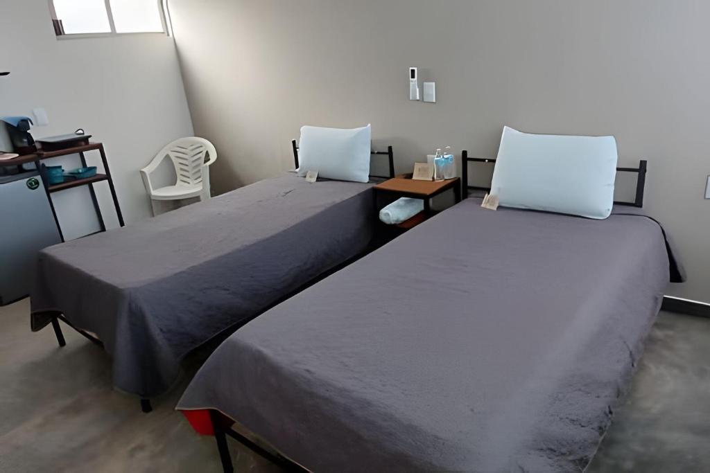 SUITE Begonia, AA, cocineta, baño privado, ubicada, Tepic