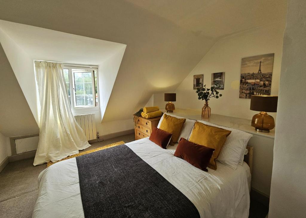 Church Cottage, Halstead