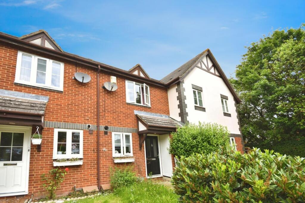 Amazing Abodes, Buckinghamshire