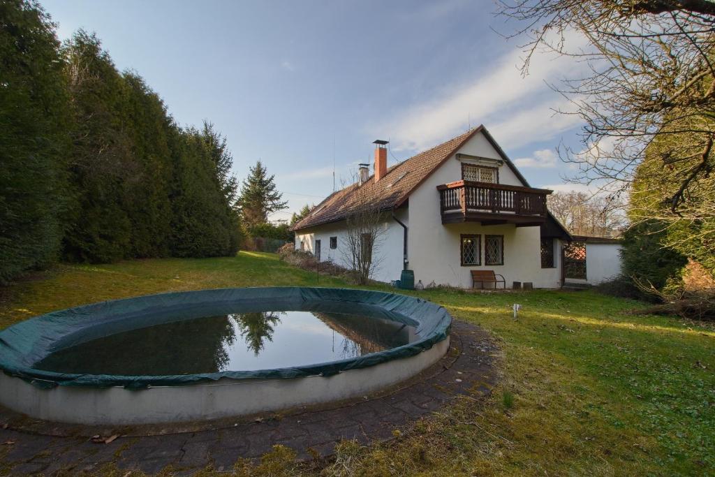 Chalupa Všetice, Netvořice