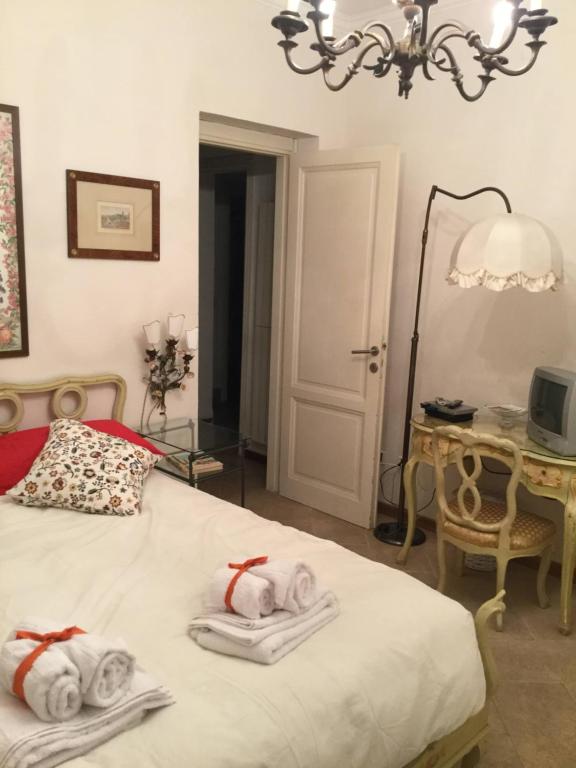 Small Luxury Bed & Breakfast - 2