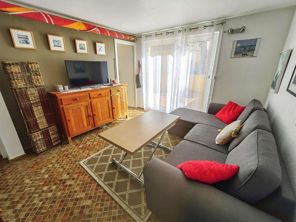 Charmante villa T3, jardin privé, proche plage, Cap d'Agde - FR-1-607-224 - 1