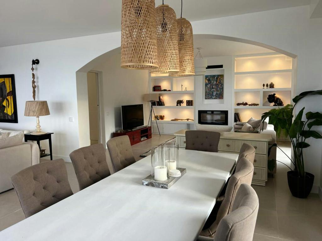 Luxury Villa With Sea View Over Monaco - 4