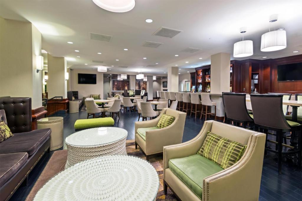 Bar/lounge