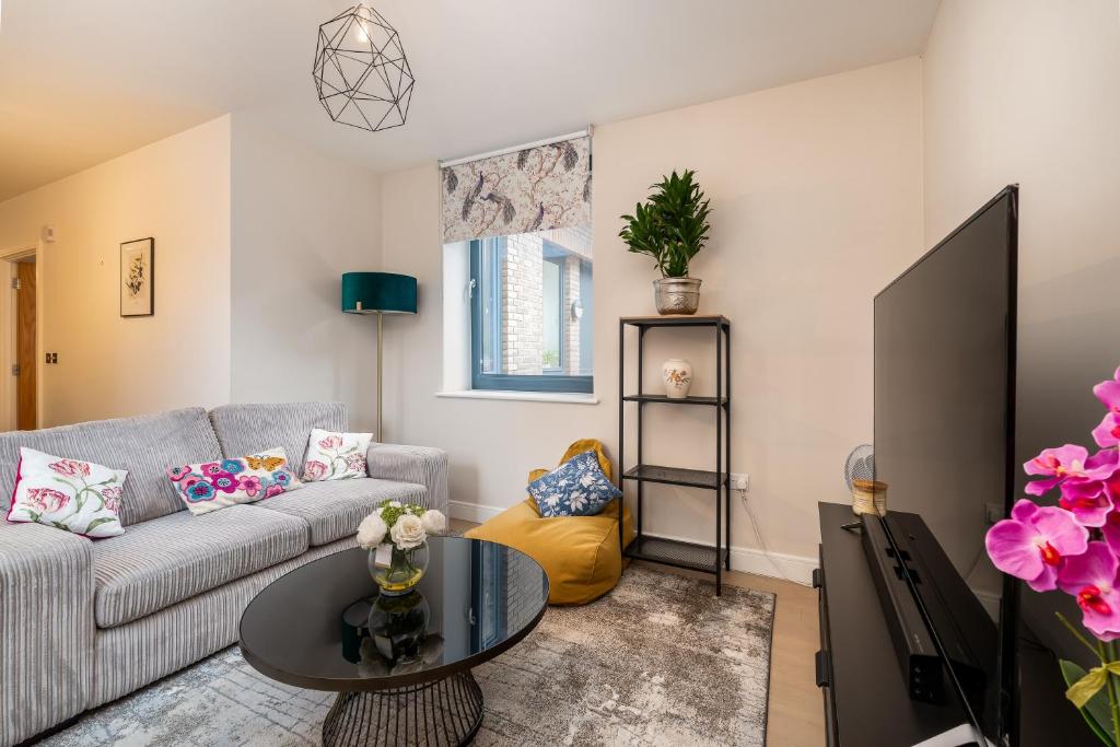 Charming Comfortable Flat - PassTheKeys, Bushey