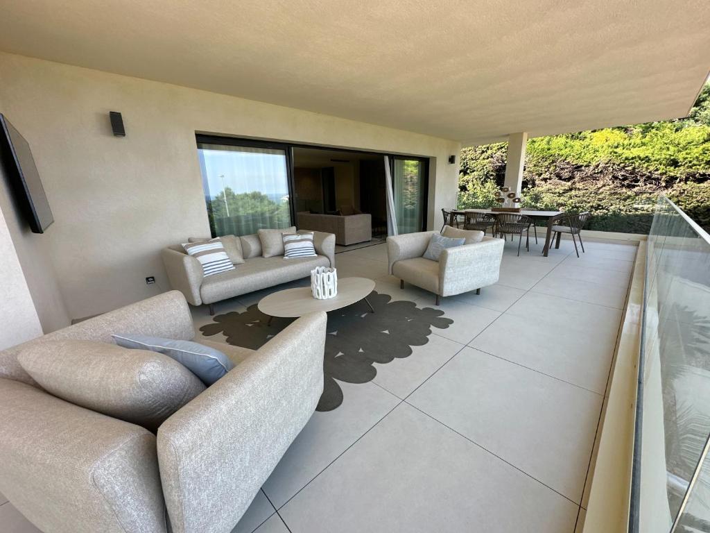 Villa Les Issambres, piscine débordement, vue mer - 3