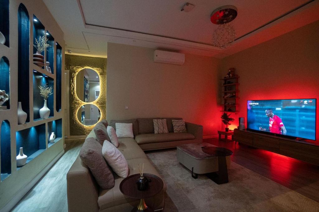 2br Top floor APT with sea view, Lekki