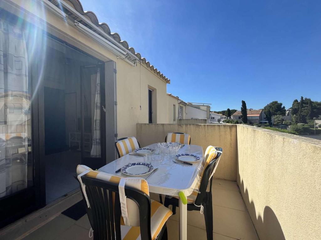 Appartement La Pinède avec Terrasse, clim et parking - GN320-124 - 1