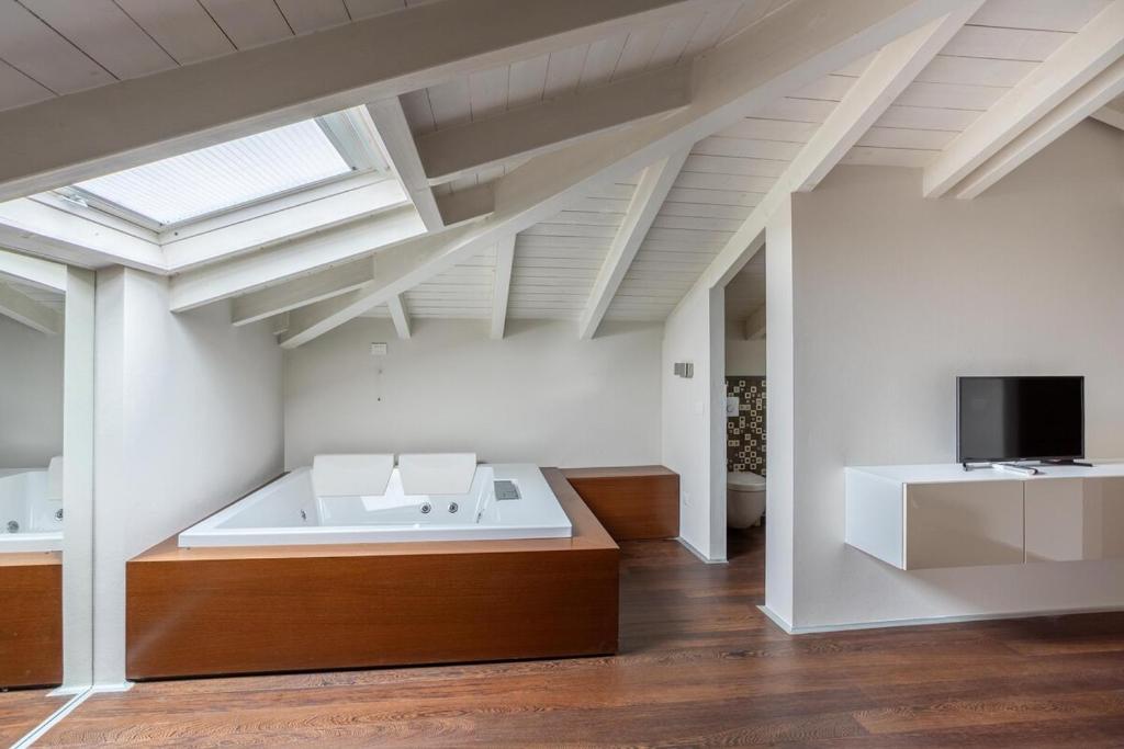 BePlace Apartments Arona - 4