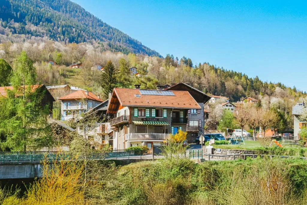 Le Bellacha, hotel in La Léchère