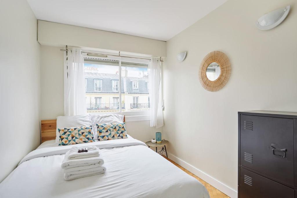 2 bedroom flat Centre de Paris - Eiffel Tower view - 2