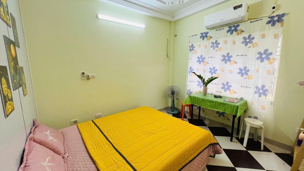 Studio Mặt đất, Kon Rung (1)