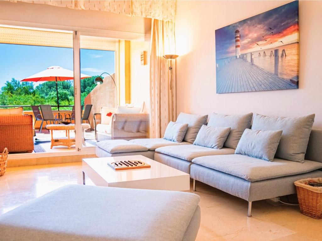 Acogedor apartamento con piscina en Marbella - 2