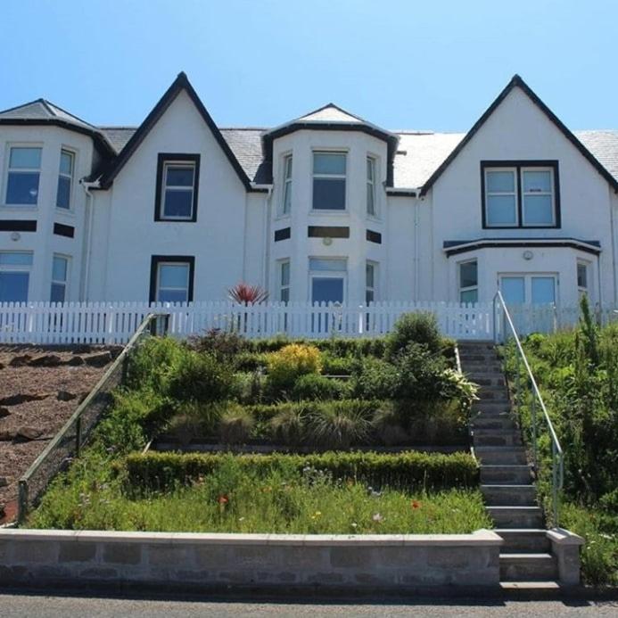 Seabreeze, Whitehills