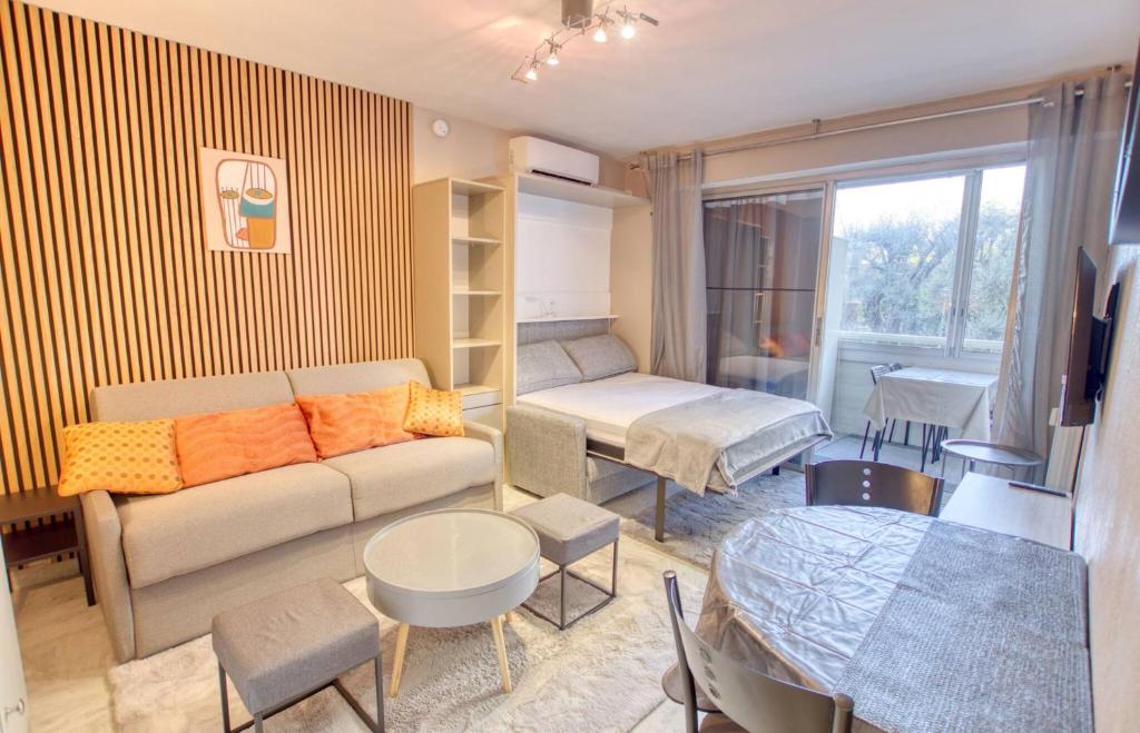 Studio Antibes Centre ville - Parking WIFI Climatisation - LIMESTAY - 2