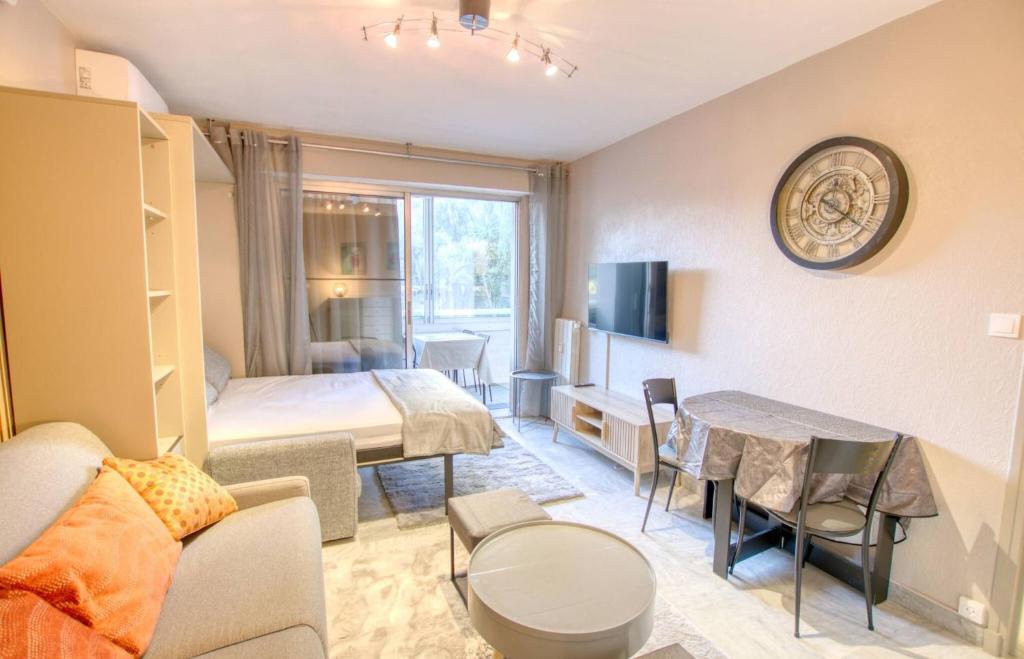 Studio Antibes Centre ville - Parking WIFI Climatisation - LIMESTAY - 3