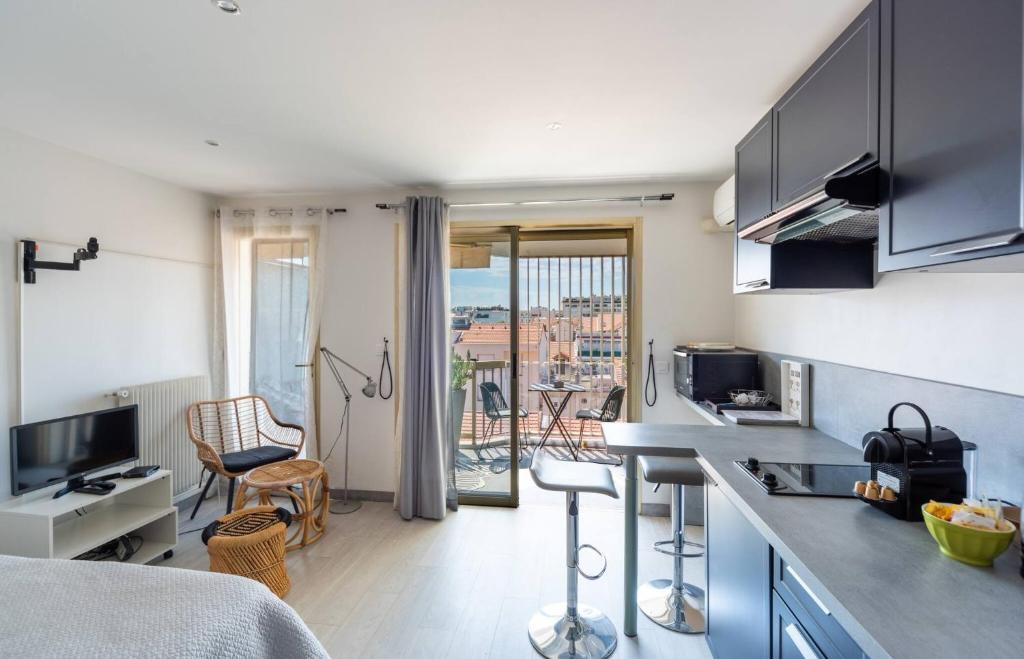 Le Mimosas - Studio Cannes centre - Vue mer Terrasse WIFI climatisation - 5