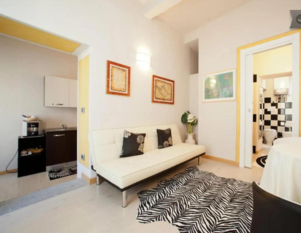 Charming Flat in Mondovì Piazza (CN) 70 m² + Balcony - 3