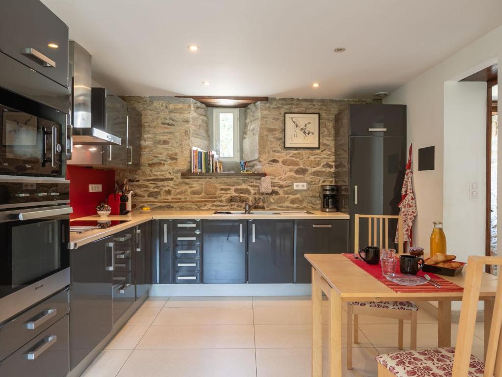 Apartment La Manoir du Moros by Interhome - 4