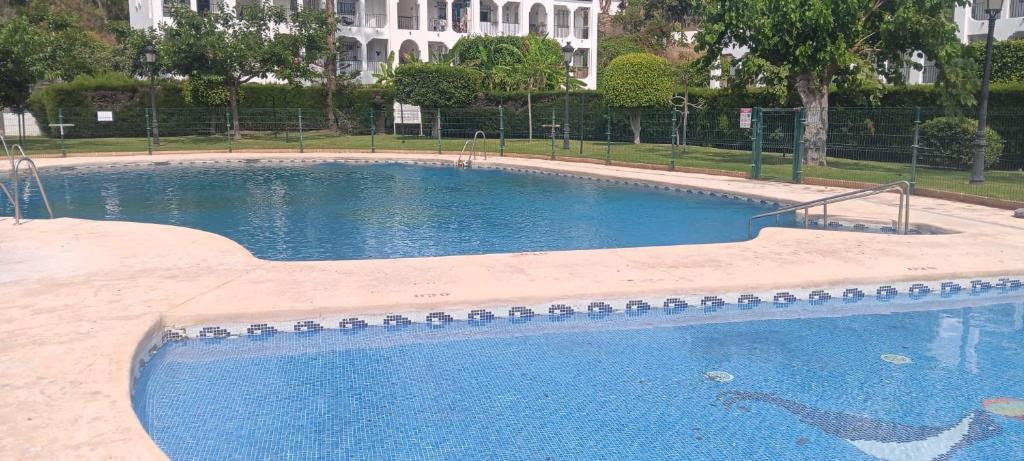 Le Corbusier Pool AC Parking Benalmádena Andra - 1