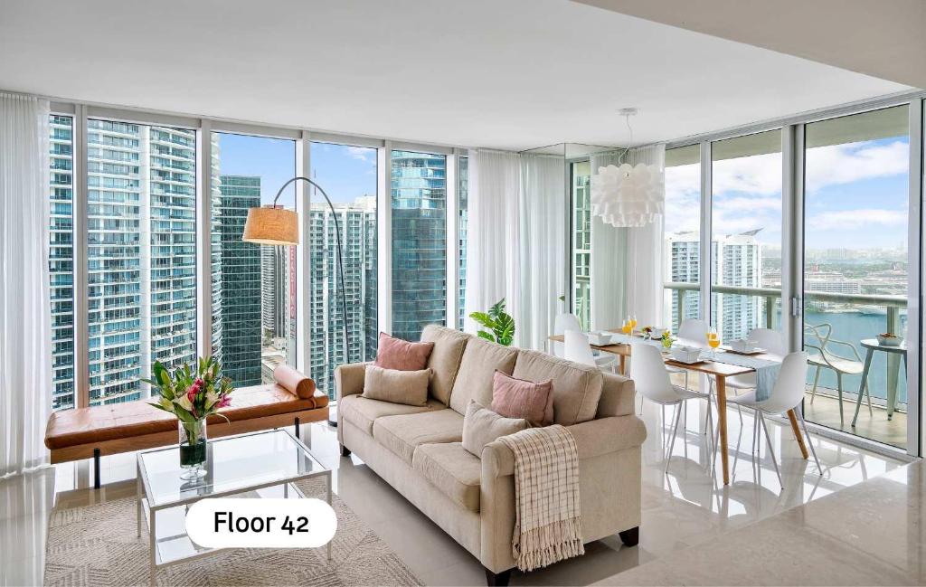 MVR - Designer Condo in Prime Brickell, Miami