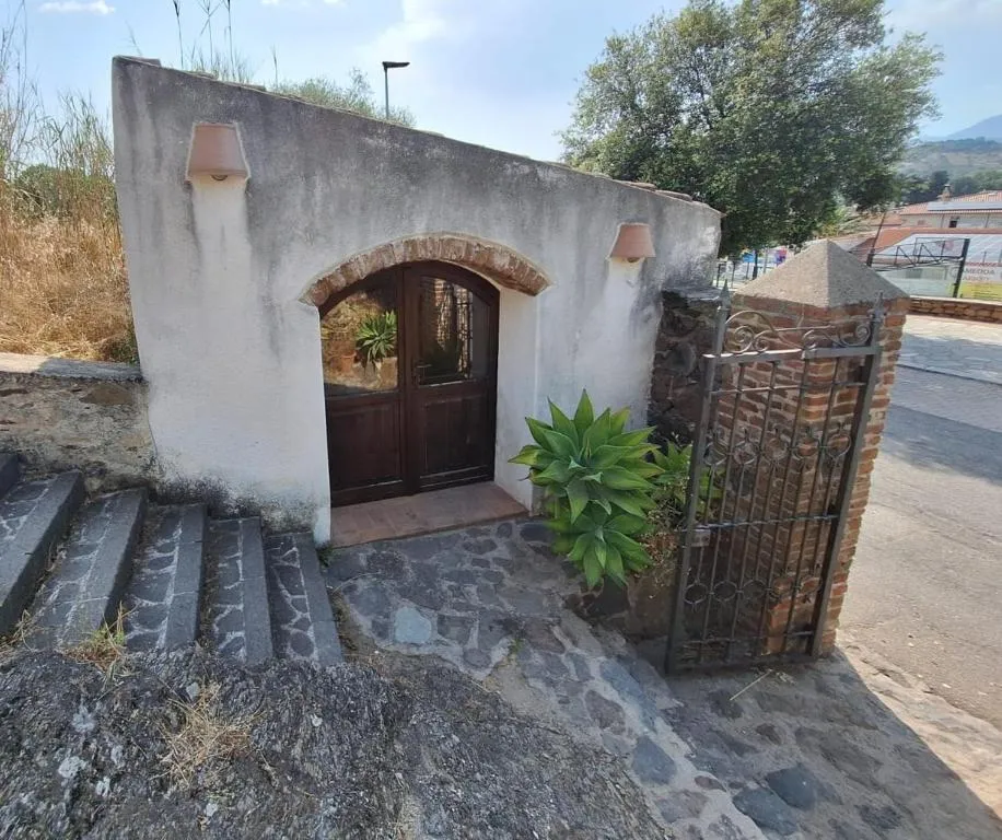 Malicas, hotel in Galtellì