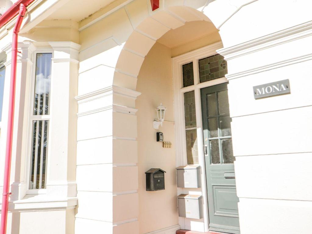 Flat 1, Mona House, Conwy