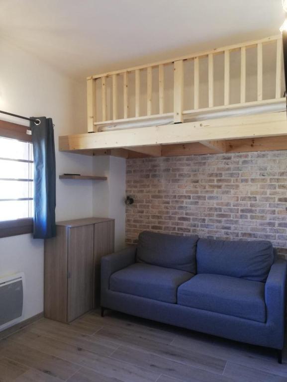 Studio refait à neuf au cœur du village - 1
