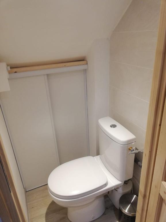 Studio refait à neuf au cœur du village - 4